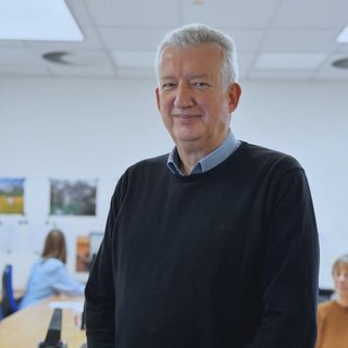 Porträt von Frank Backhus, zuständig für Einkauf bei Peinemann + Sohn in Bremen