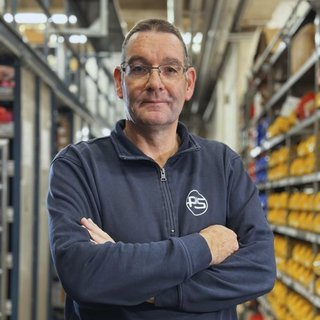 Porträt von Carsten Heinze, Kundendienst Sanitär bei Peinemann + Sohn in Bremen