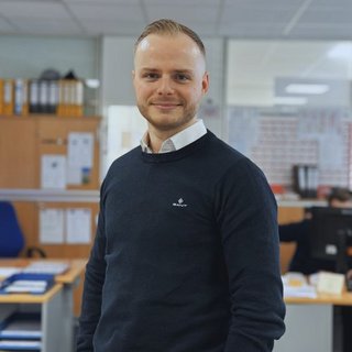 Porträt von Mirco Mahler, Prokurist bei Peinemann + Sohn in Bremen