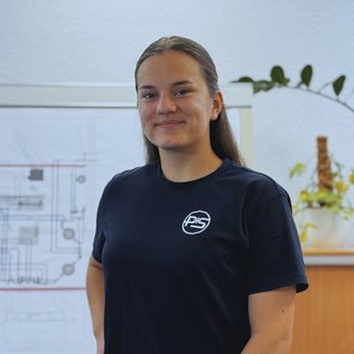 Porträt von Bernice Schlecht, Auszubildende technische Systemplanerin bei Peinemann + Sohn in Bremen