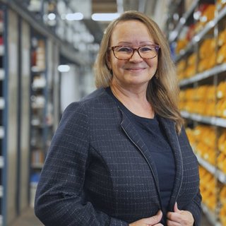 Porträt von Olga Ivankiv, Kundendienst Sanitär und Heizung bei Peinemann + Sohn in Bremen